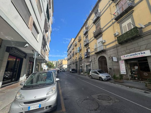 appartamento in vendita a Napoli in zona Fuorigrotta