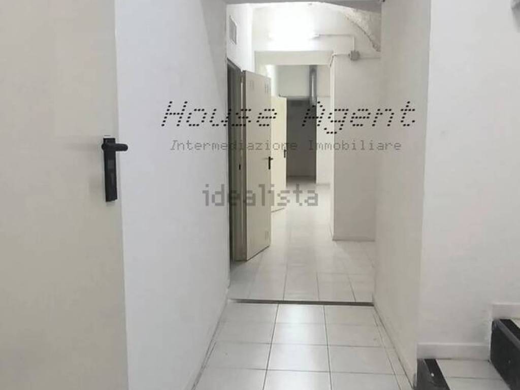 negozio in vendita a Napoli