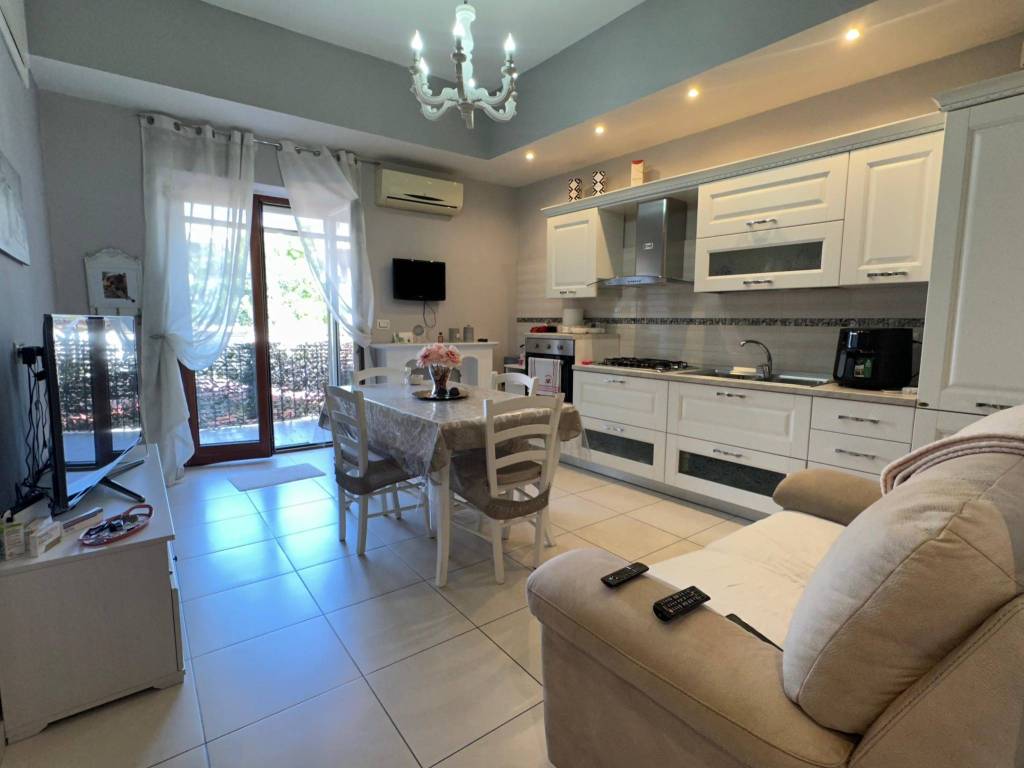 appartamento in vendita a Napoli in zona Piscinola