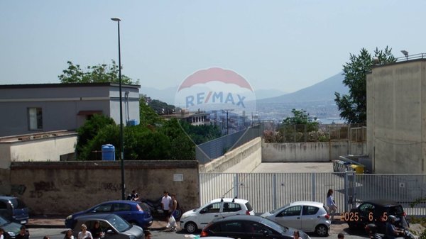 appartamento in vendita a Napoli in zona Posillipo