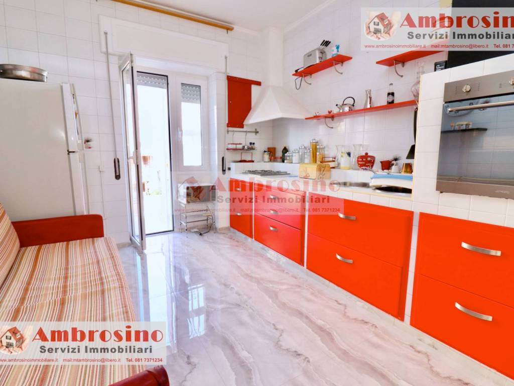 appartamento in vendita a Napoli in zona Secondigliano