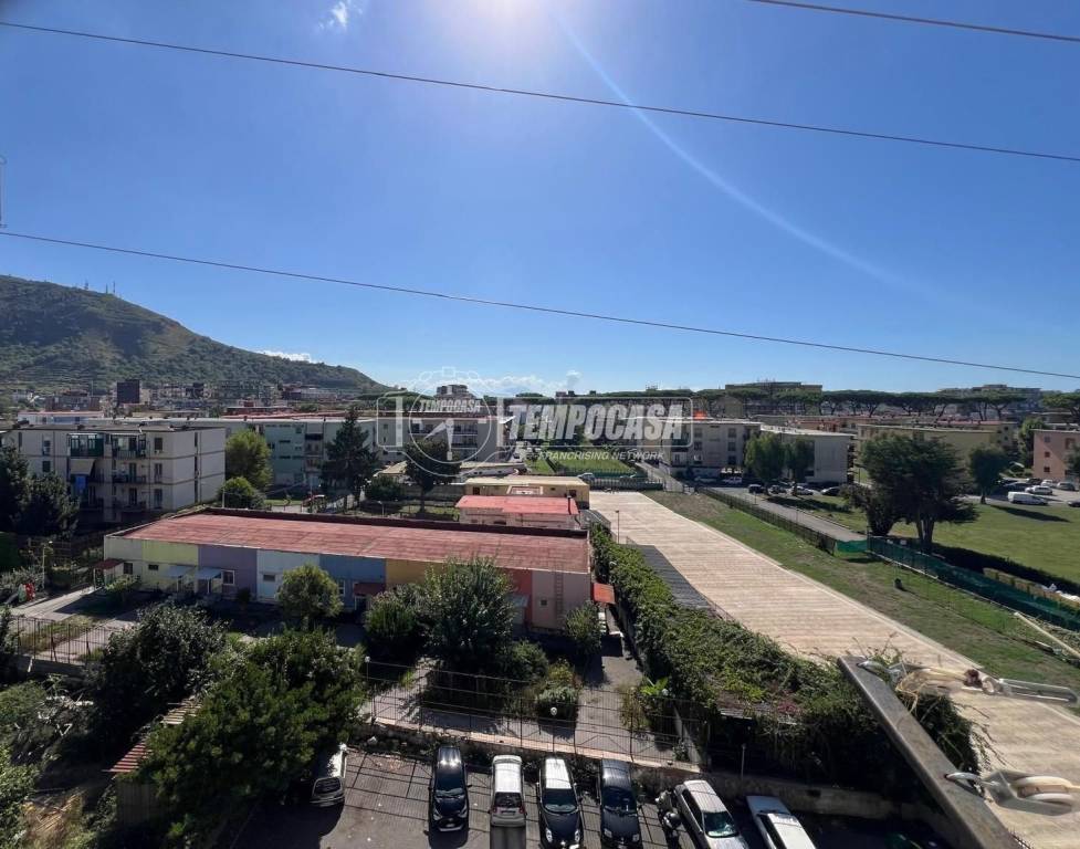 appartamento in vendita a Napoli in zona Pianura