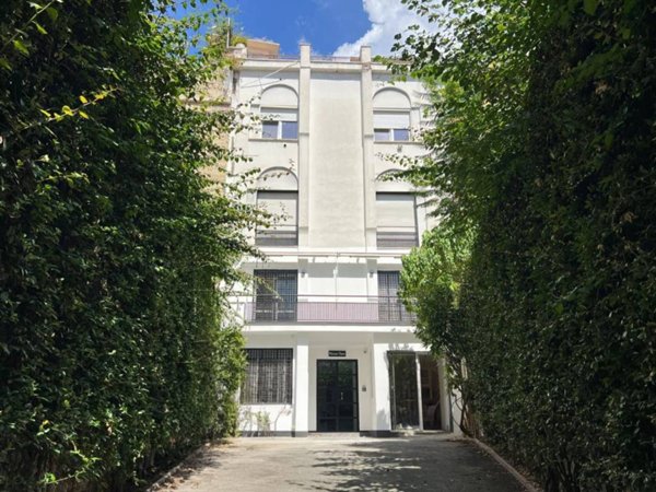 appartamento in vendita a Napoli in zona Vomero