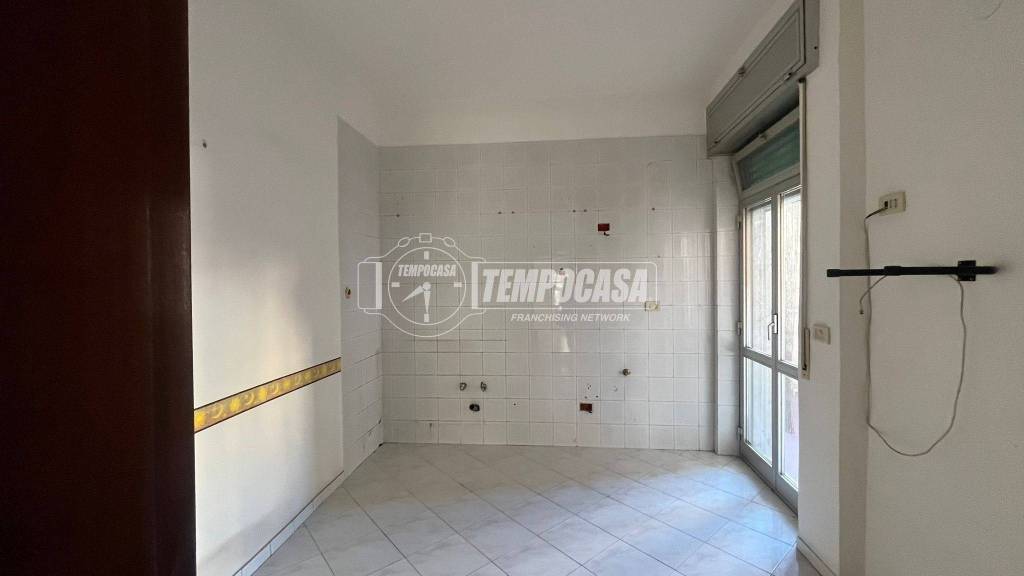 appartamento in vendita a Napoli in zona Fuorigrotta