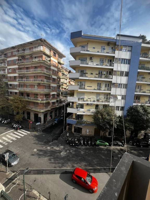 appartamento in vendita a Napoli in zona Vomero