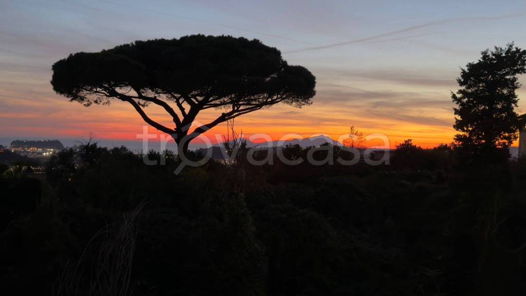 appartamento in vendita a Napoli in zona Vomero