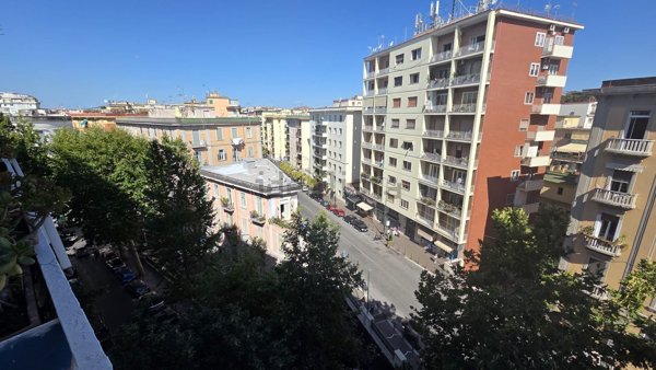 appartamento in vendita a Napoli in zona Vomero