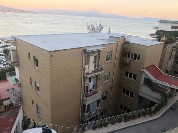 appartamento in vendita a Napoli in zona Posillipo