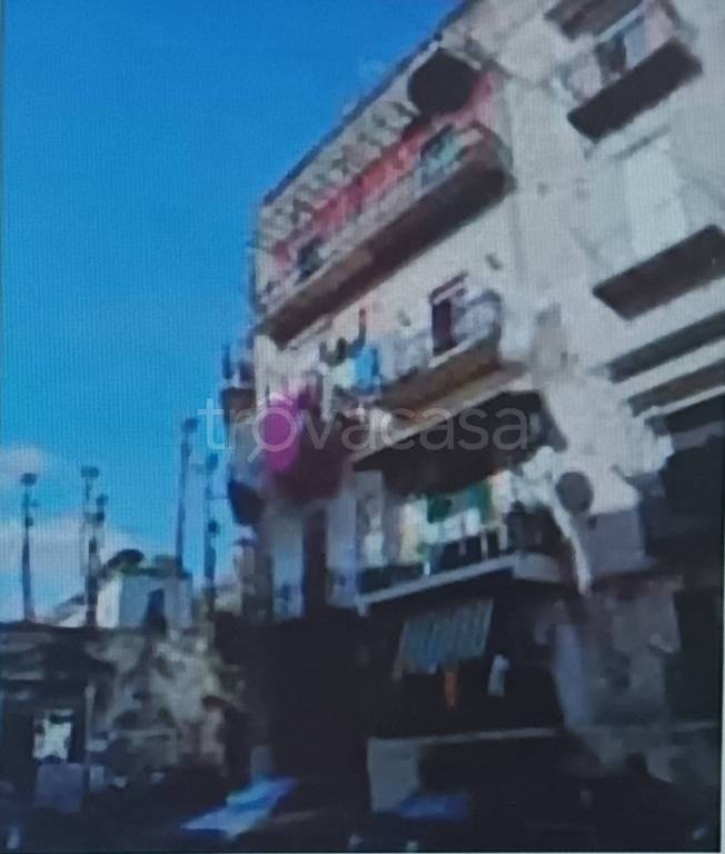 appartamento in vendita a Napoli in zona Pendino / San Giuseppe