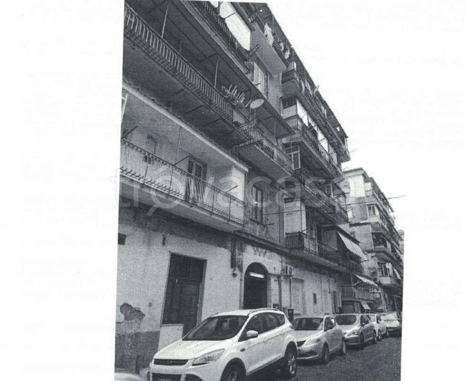 appartamento in vendita a Napoli