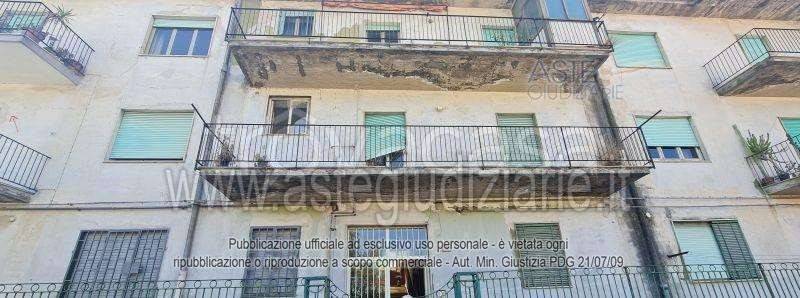 appartamento in vendita a Napoli in zona Barra