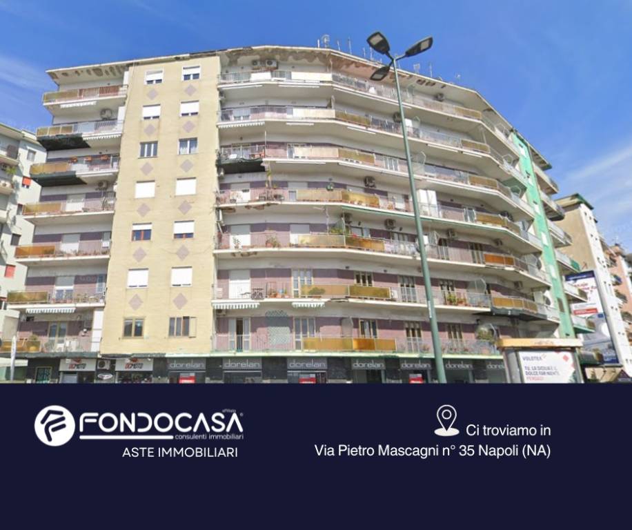 appartamento in vendita a Napoli in zona Vomero