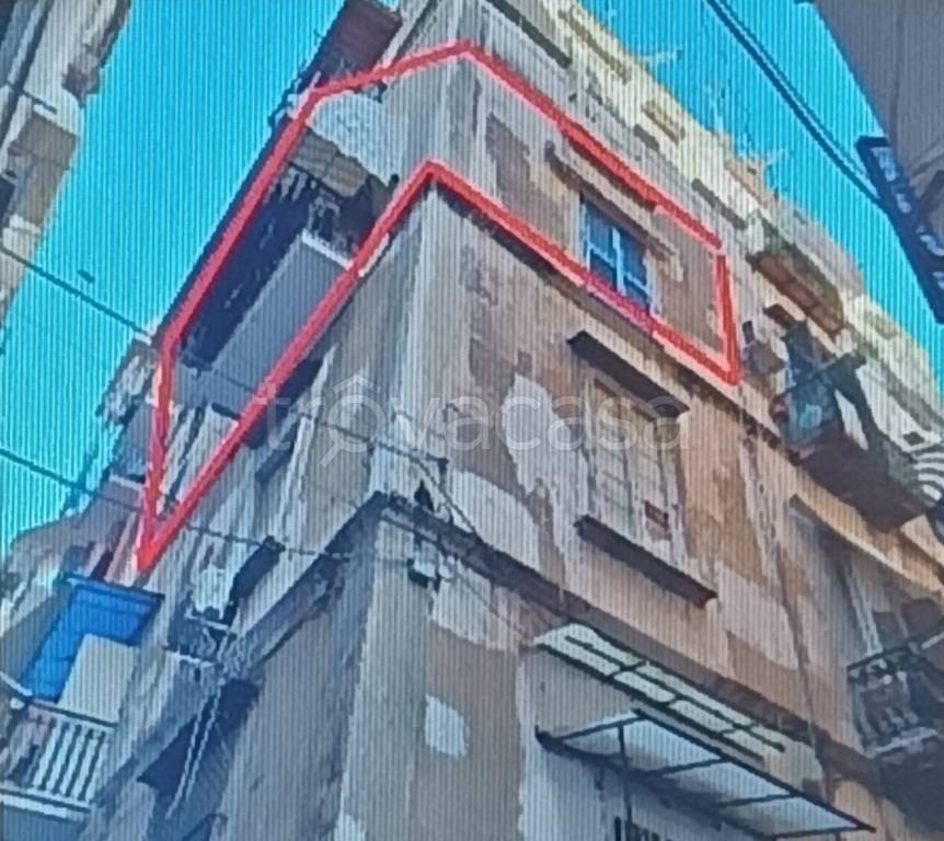 appartamento in vendita a Napoli in zona Pendino / San Giuseppe