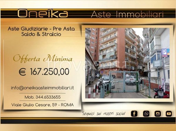 appartamento in vendita a Napoli in zona Fuorigrotta