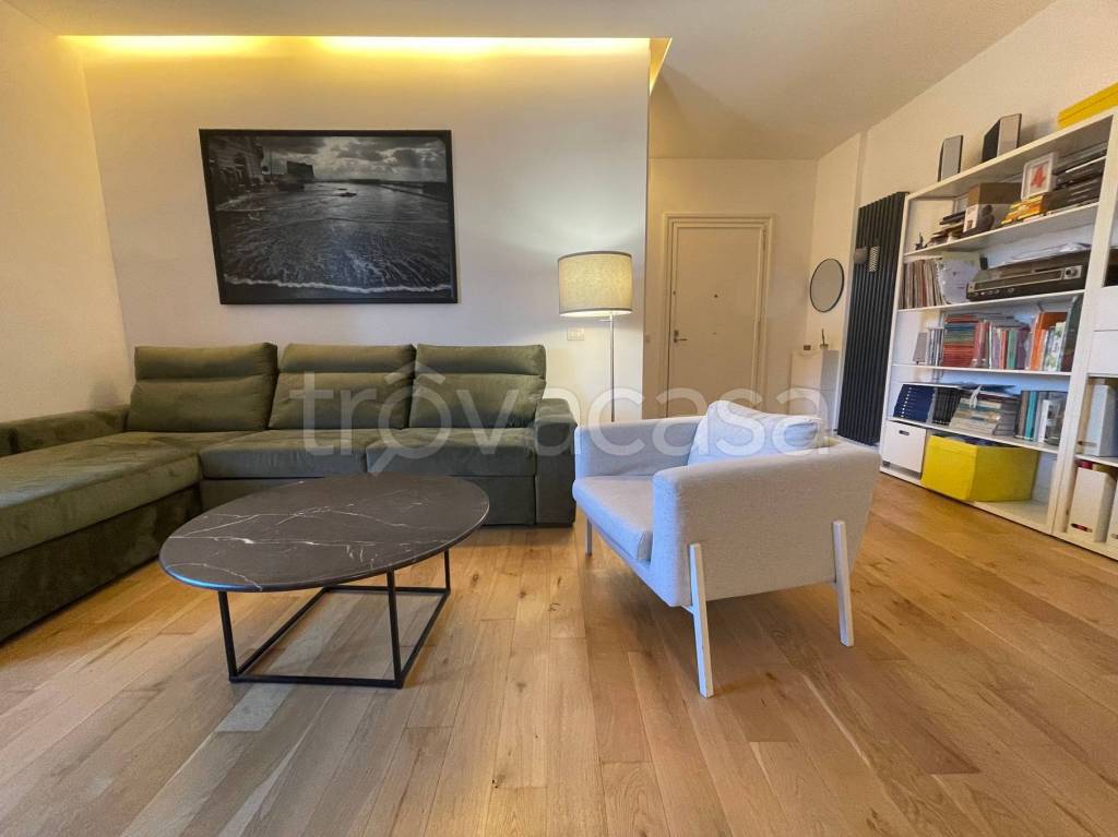 appartamento in vendita a Napoli in zona Pianura