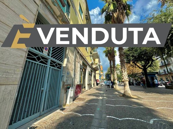 appartamento in vendita a Napoli in zona Bagnoli