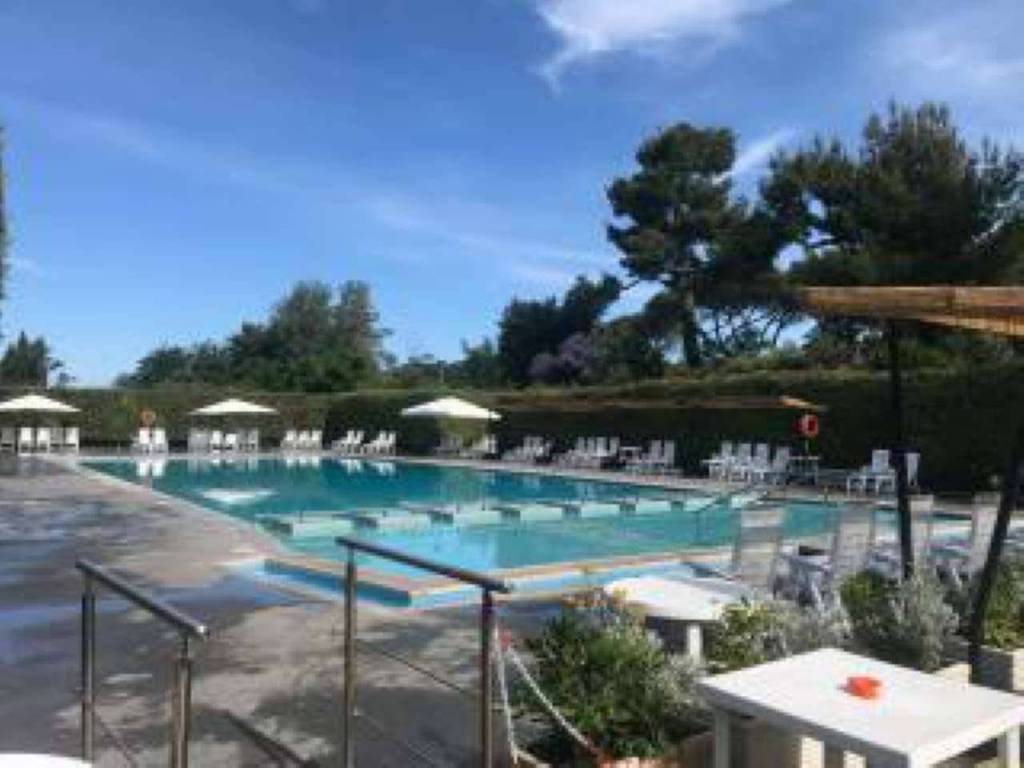 appartamento in vendita a Napoli in zona Posillipo