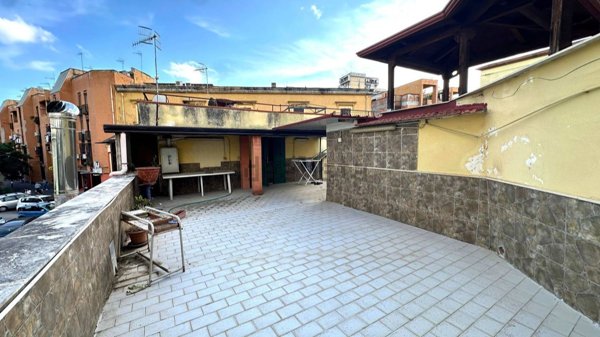 appartamento in vendita a Napoli in zona Piscinola