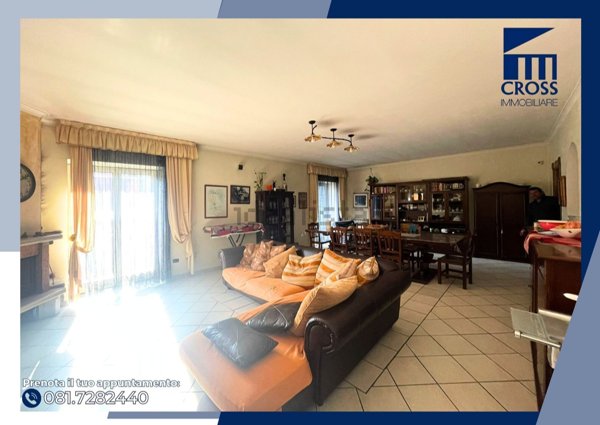 casa indipendente in vendita a Napoli in zona Pianura