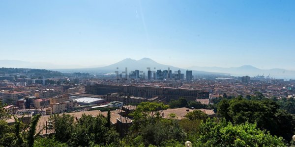 appartamento in vendita a Napoli in zona Capodimonte / Colli Aminei