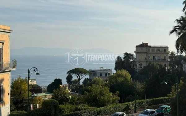 appartamento in vendita a Napoli in zona Vomero