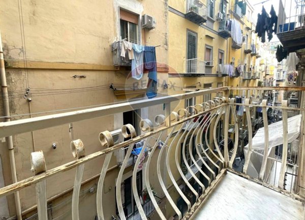 appartamento in vendita a Napoli in zona San Ferdinando