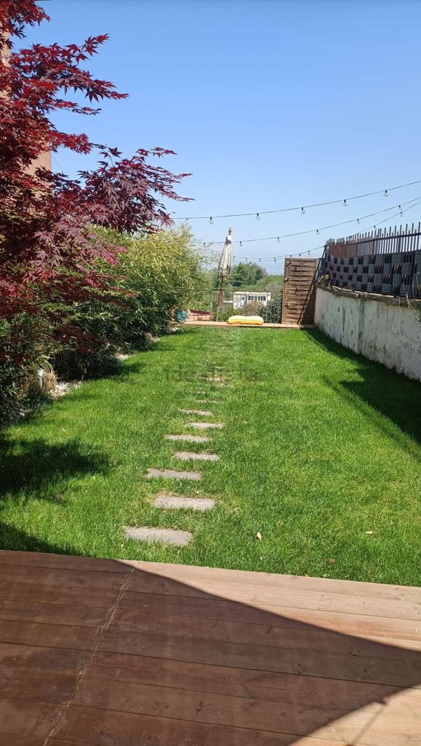 casa indipendente in vendita a Napoli in zona Camaldoli