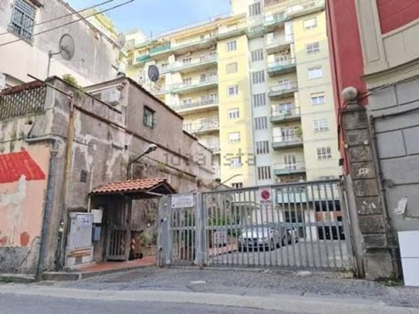 appartamento in vendita a Napoli in zona Vomero
