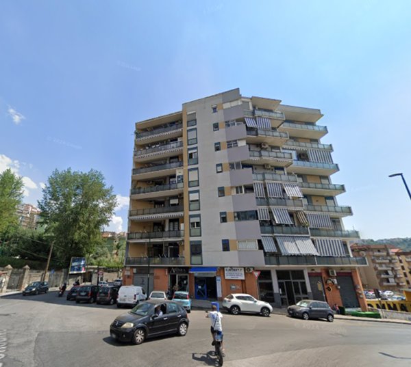 appartamento in vendita a Napoli in zona Fuorigrotta
