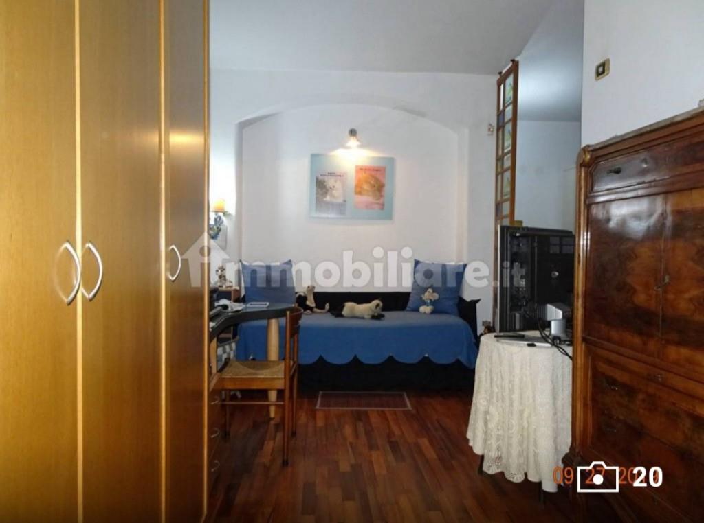 appartamento in vendita a Napoli in zona Fuorigrotta