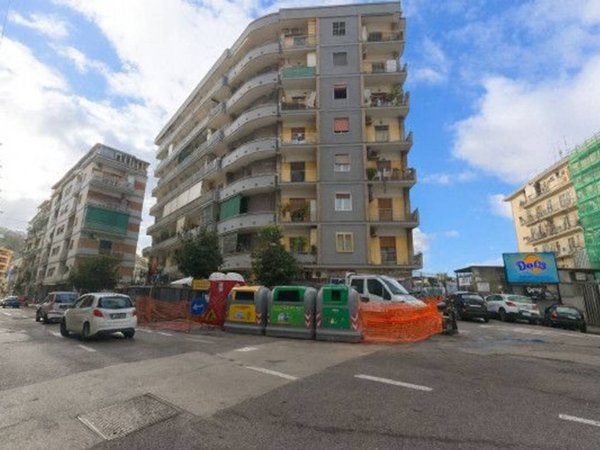 appartamento in vendita a Napoli in zona Bagnoli