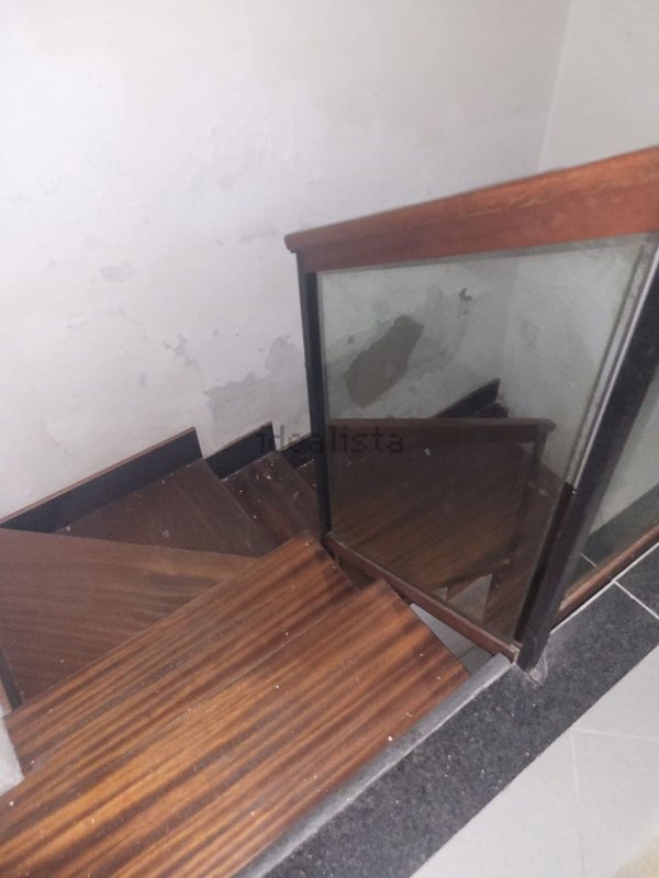 locale commerciale in vendita a Napoli in zona Vomero