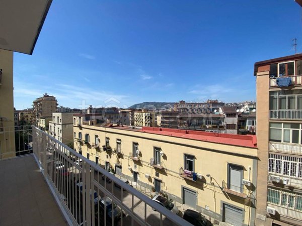 appartamento in vendita a Napoli in zona Vomero