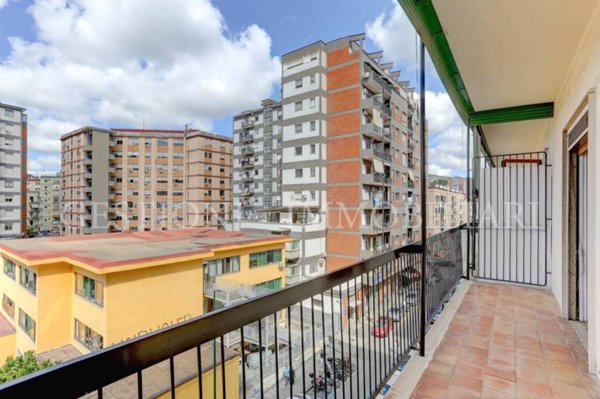 appartamento in vendita a Napoli in zona Fuorigrotta