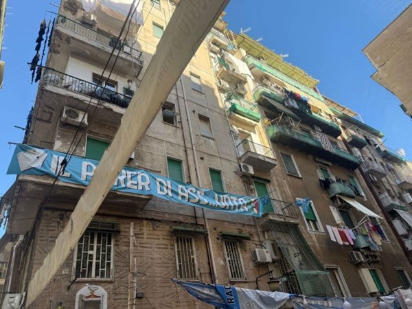 appartamento in vendita a Napoli in zona Montecalvario