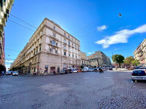 appartamento in vendita a Napoli in zona San Lorenzo