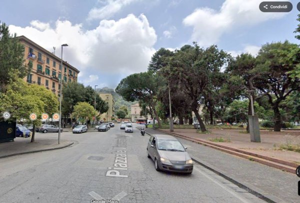 appartamento in vendita a Napoli in zona Fuorigrotta