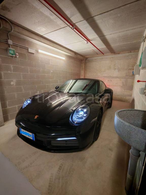 negozio in vendita a Napoli in zona Vomero