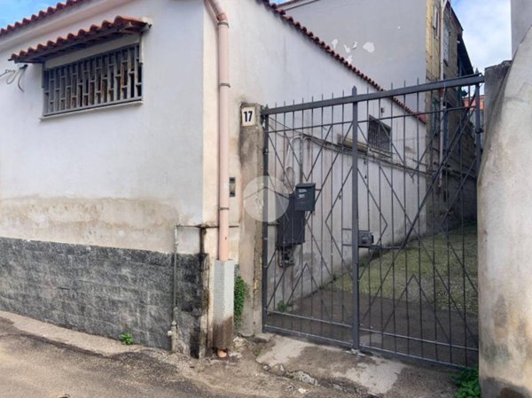 appartamento in vendita a Napoli in zona Ponticelli