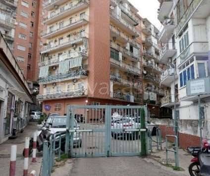appartamento in vendita a Napoli in zona Fuorigrotta