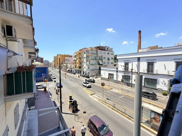 appartamento in vendita a Napoli in zona Zona Industriale-Ferrovia