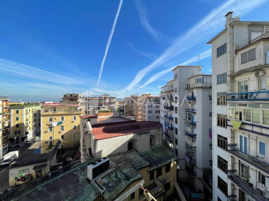 appartamento in vendita a Napoli in zona Arenella