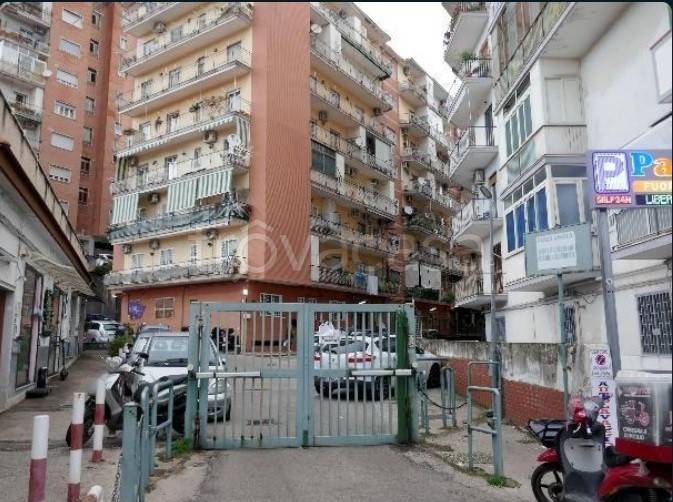 appartamento in vendita a Napoli in zona Fuorigrotta