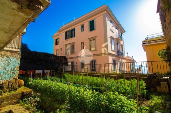 appartamento in vendita a Napoli in zona Vomero