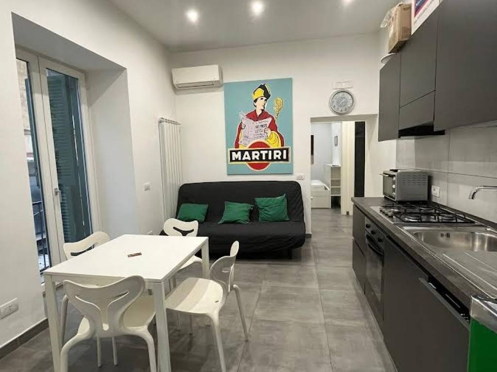 appartamento in vendita a Napoli in zona Pendino / San Giuseppe