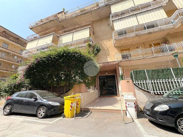 appartamento in vendita a Napoli in zona Pianura