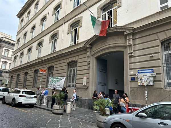 appartamento in vendita a Napoli