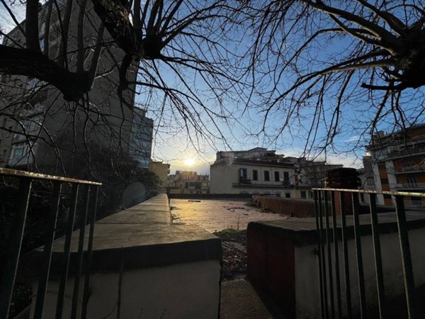 casa indipendente in vendita a Napoli in zona Vomero