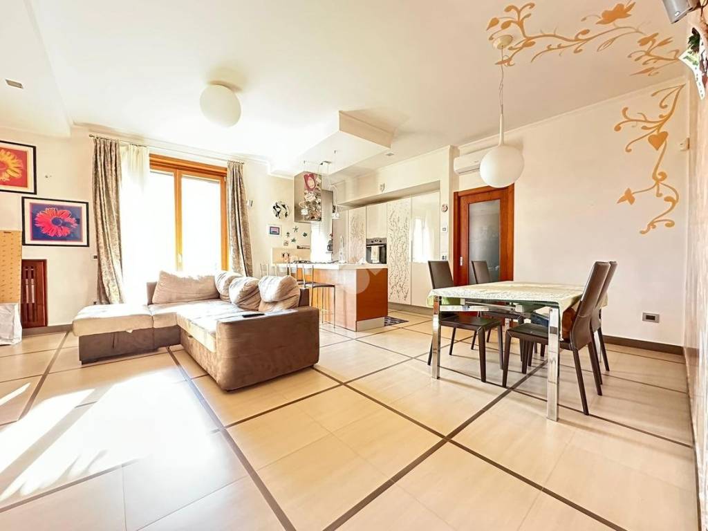 appartamento in vendita a Napoli in zona Vomero