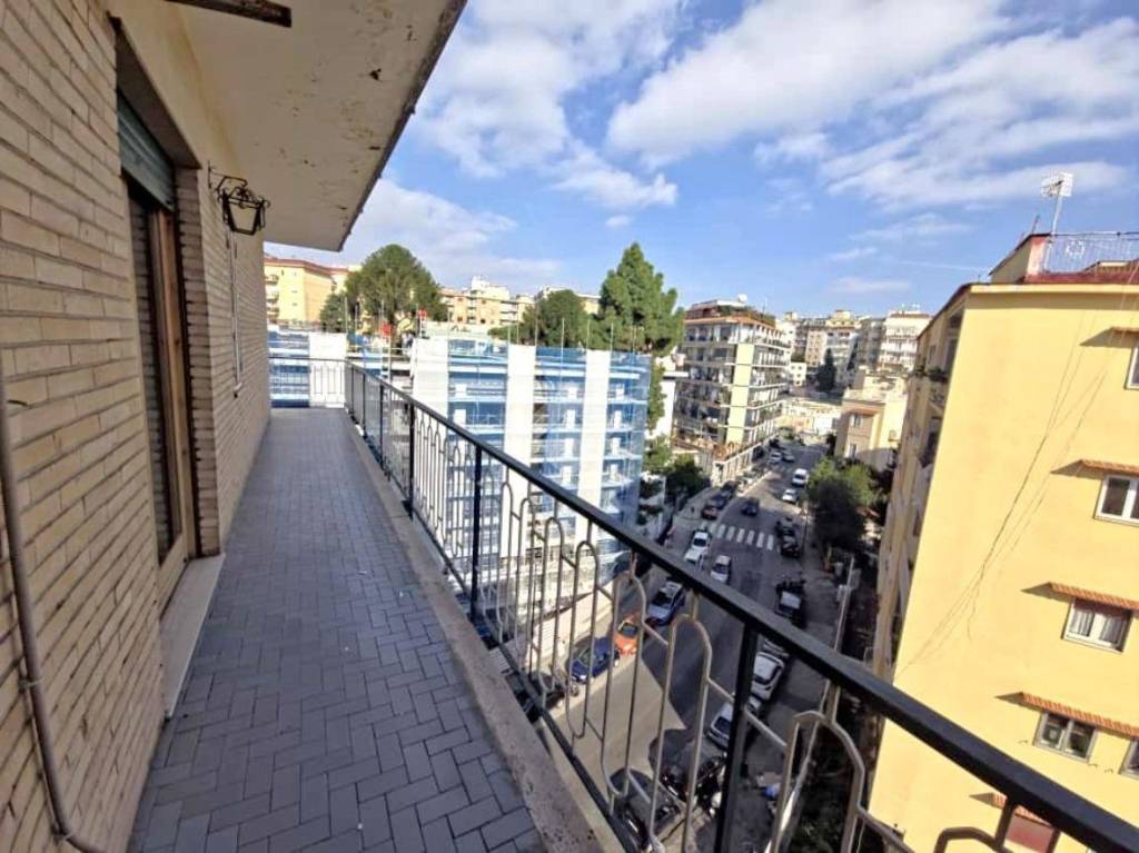 appartamento in vendita a Napoli in zona Arenella